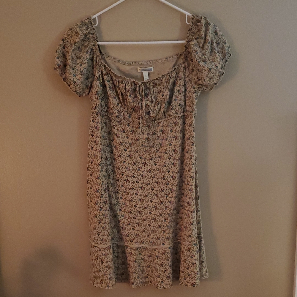 Susina Vintage Floral Puff Sleeve Mini Dress